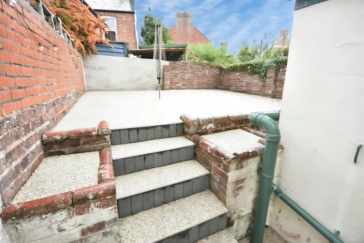Old Tiverton Road, EX4, photo 10