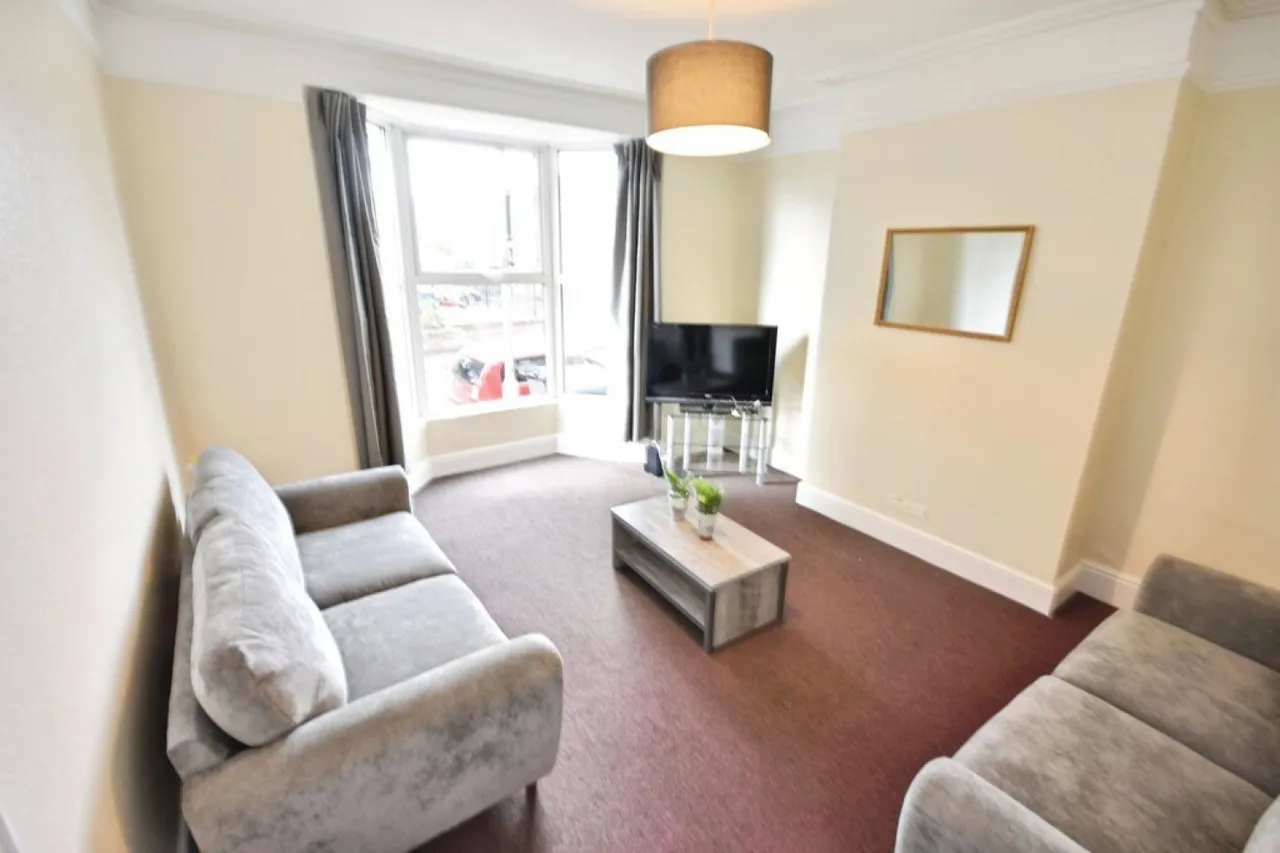 Old Tiverton Road, EX4, photo 3
