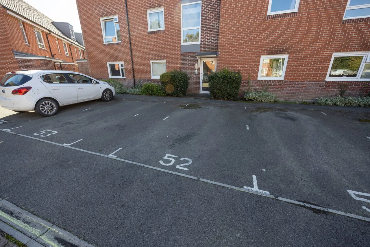 Flax Mill Park, Devizes, SN10, photo 12