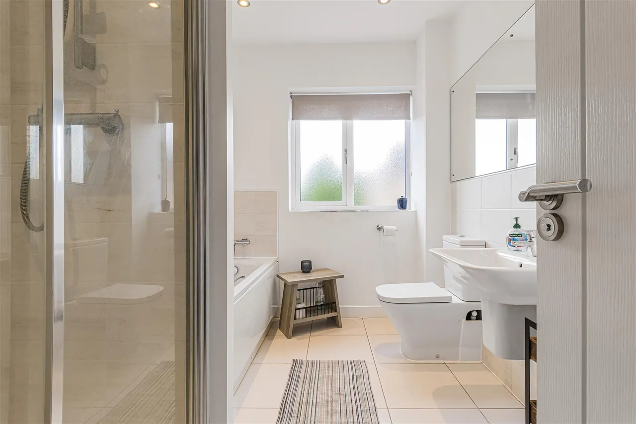 Saints Walk, Kedington, CB9, photo 19