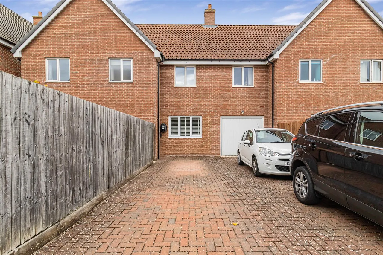 Saints Walk, Kedington, CB9, photo 25