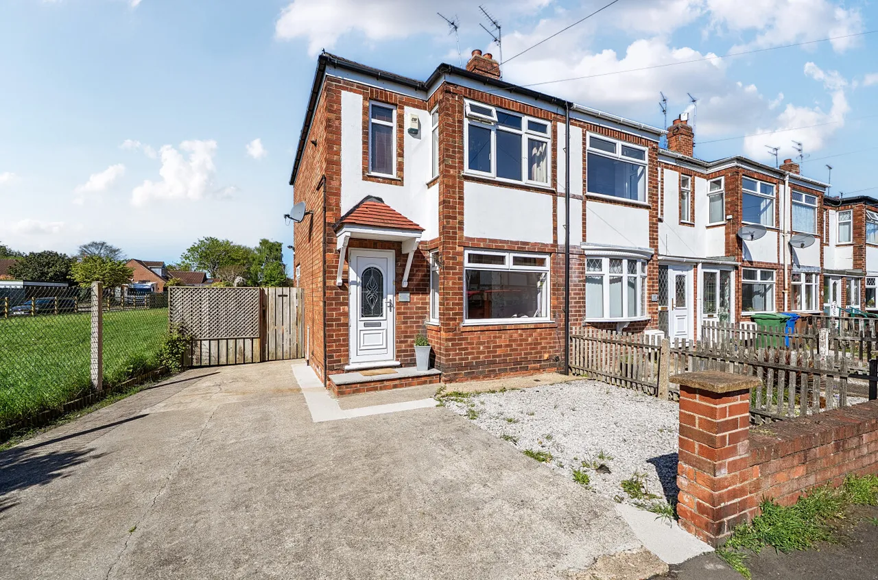 3 bed house for sale, Aston Road, Willerby, HU10