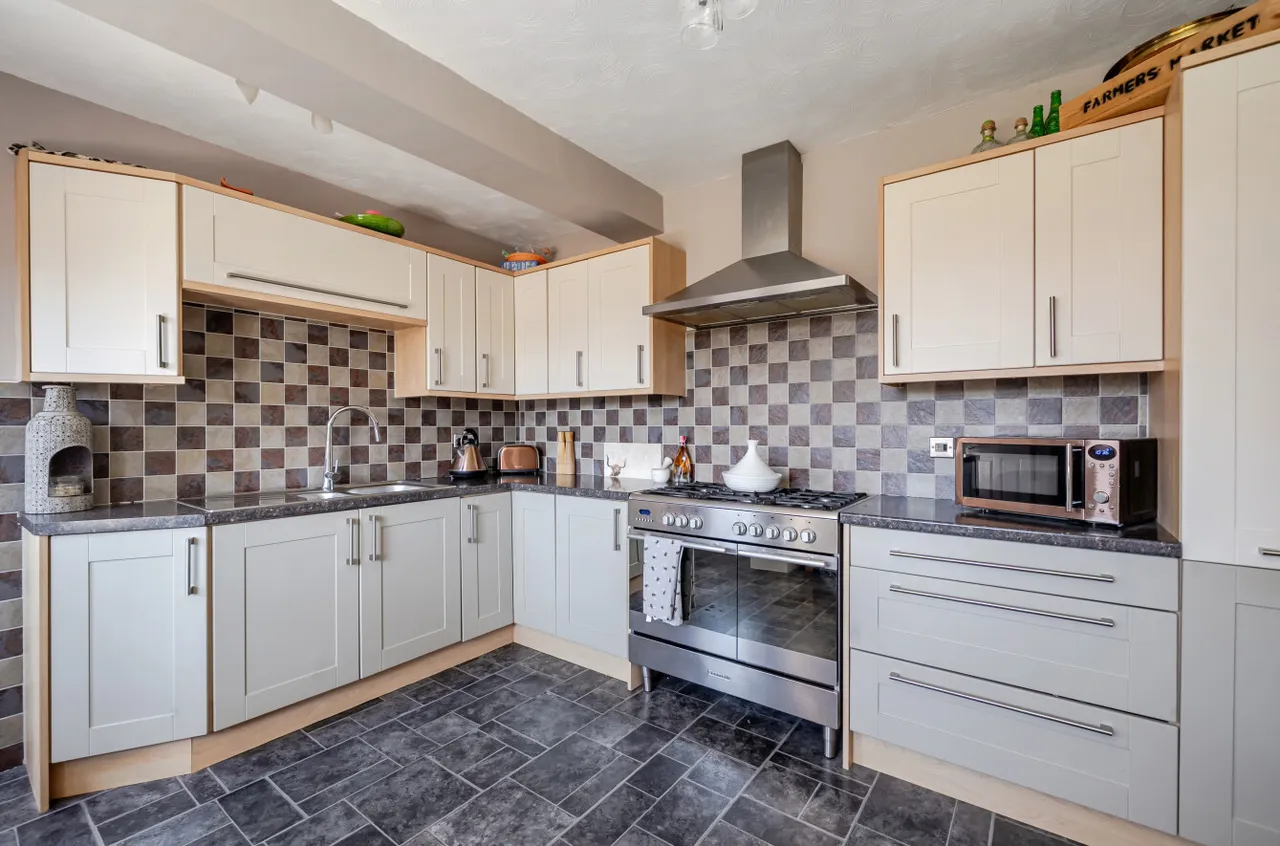 Aston Road, Willerby, HU10, photo 15