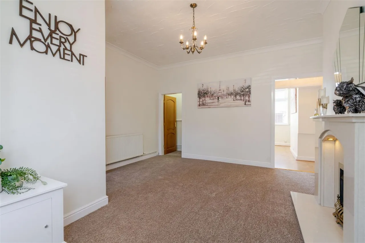 Selwyn Street, Leigh, WN7, photo 6