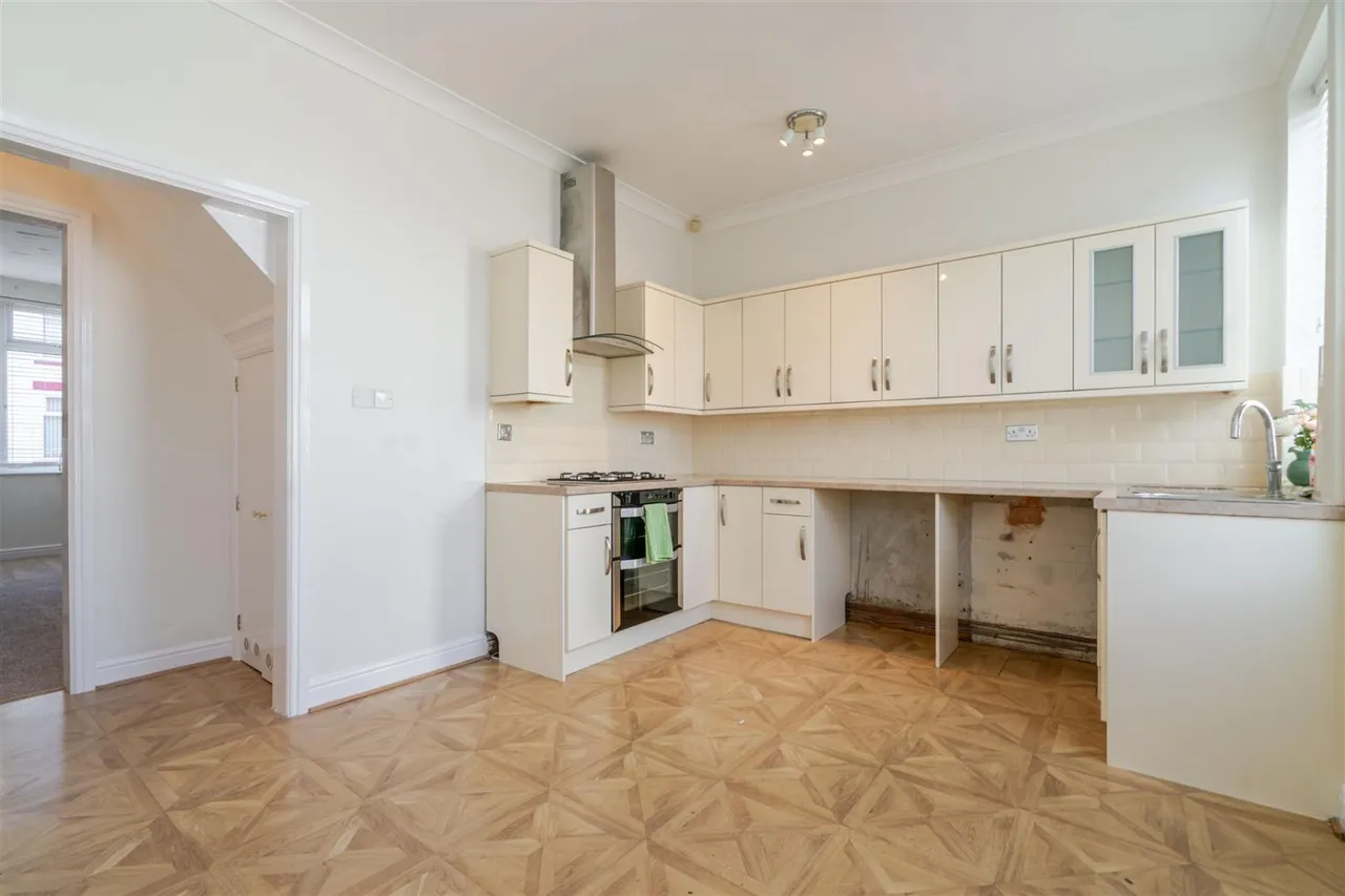 Selwyn Street, Leigh, WN7, photo 8