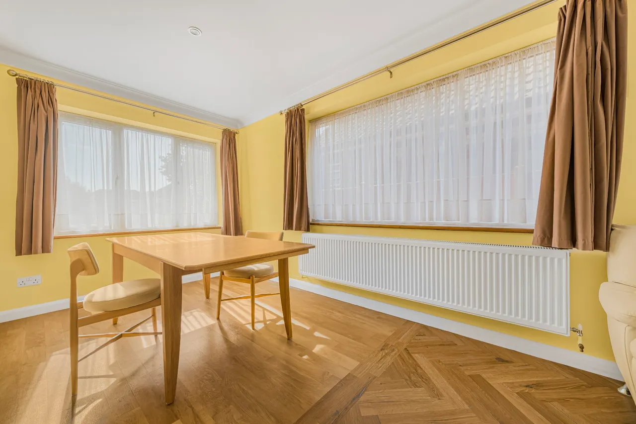 Stewart Avenue, Shepperton, TW17, photo 5