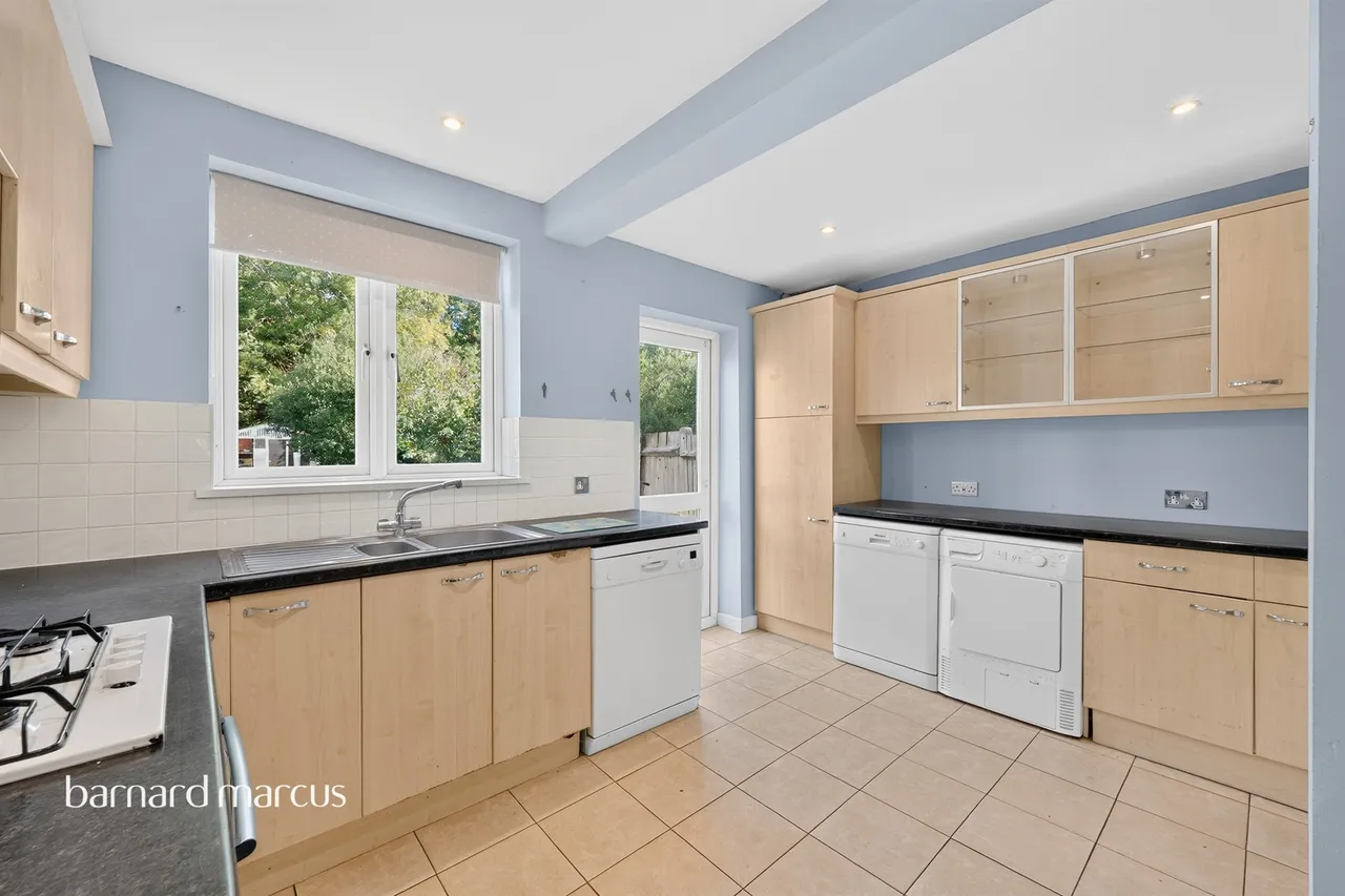 The Greenway, Epsom, KT18, photo 5