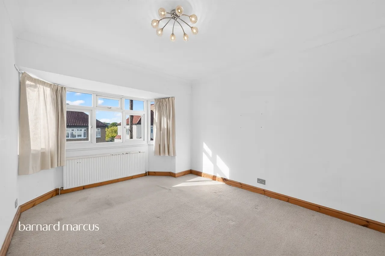 The Greenway, Epsom, KT18, photo 7