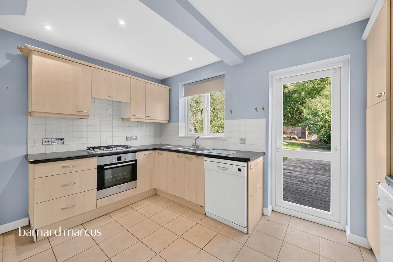The Greenway, Epsom, KT18, photo 4