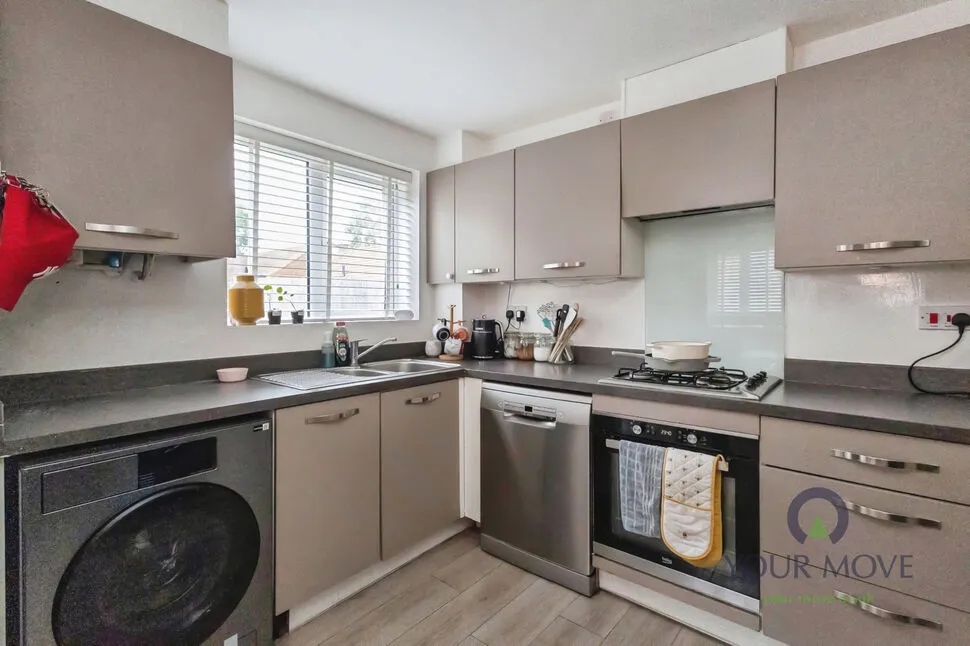 Greenhurst Crescent, Oldham, Greater Manchester, OL8, photo 4