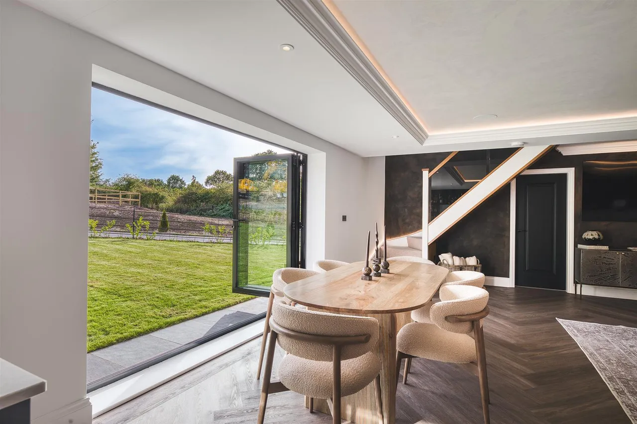 Cossall Road, Cossall Village, photo 13