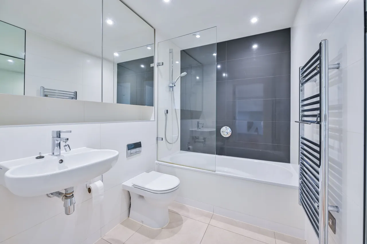 Apartment 2707, The Strata, London, photo 9