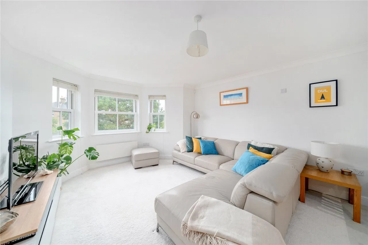 2 bed flat for sale, Martell Road, West Dulwich, SE21