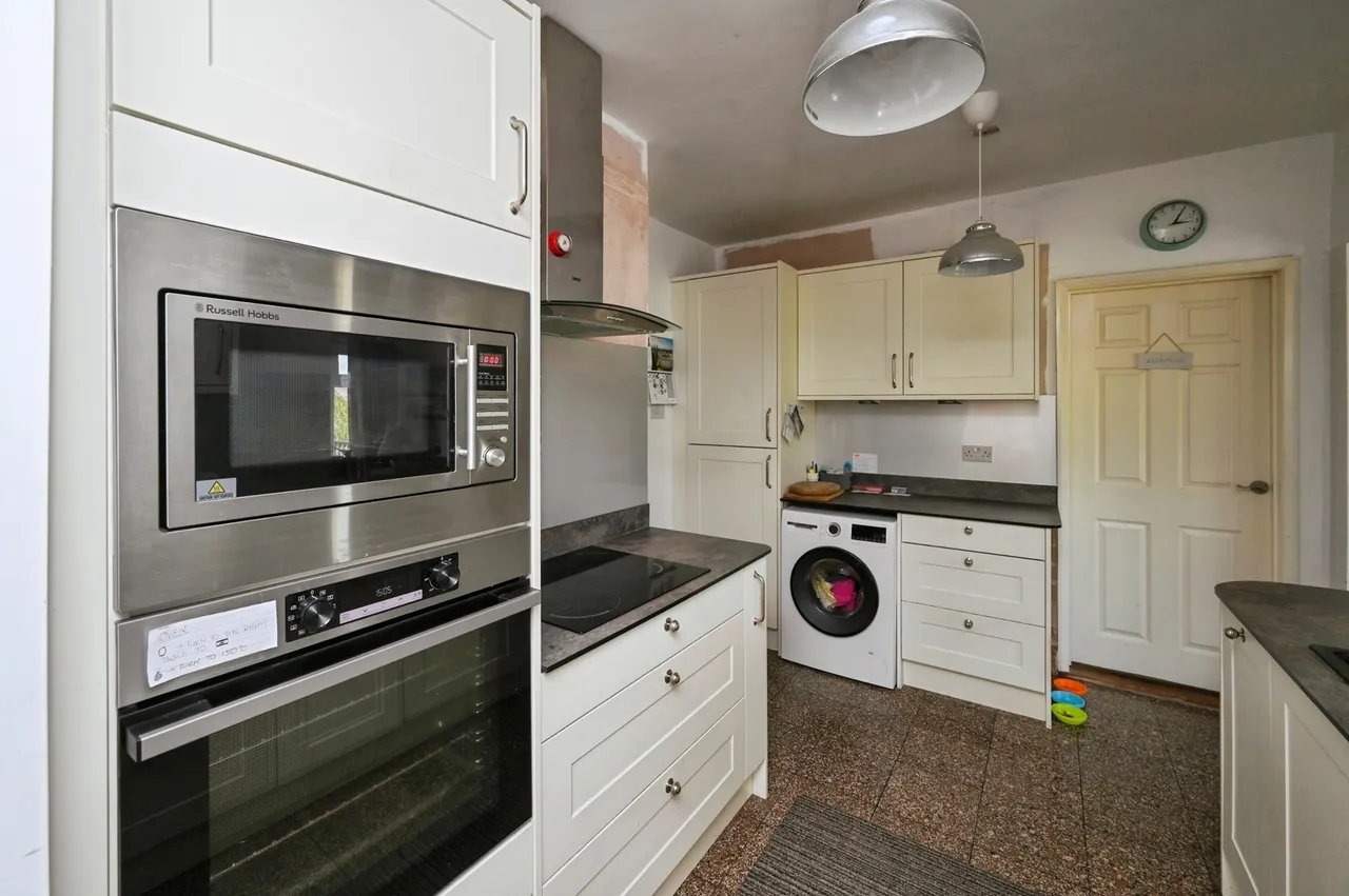 Bourne Avenue, Kirkby-in-Ashfield, Nottingham, Nottinghamshire, NG17, photo 5