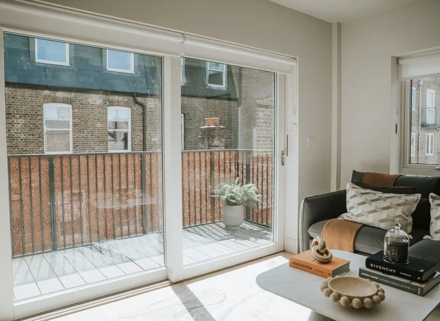 2 bed flat to rent — Stonhouse Street, Clapham, SW4