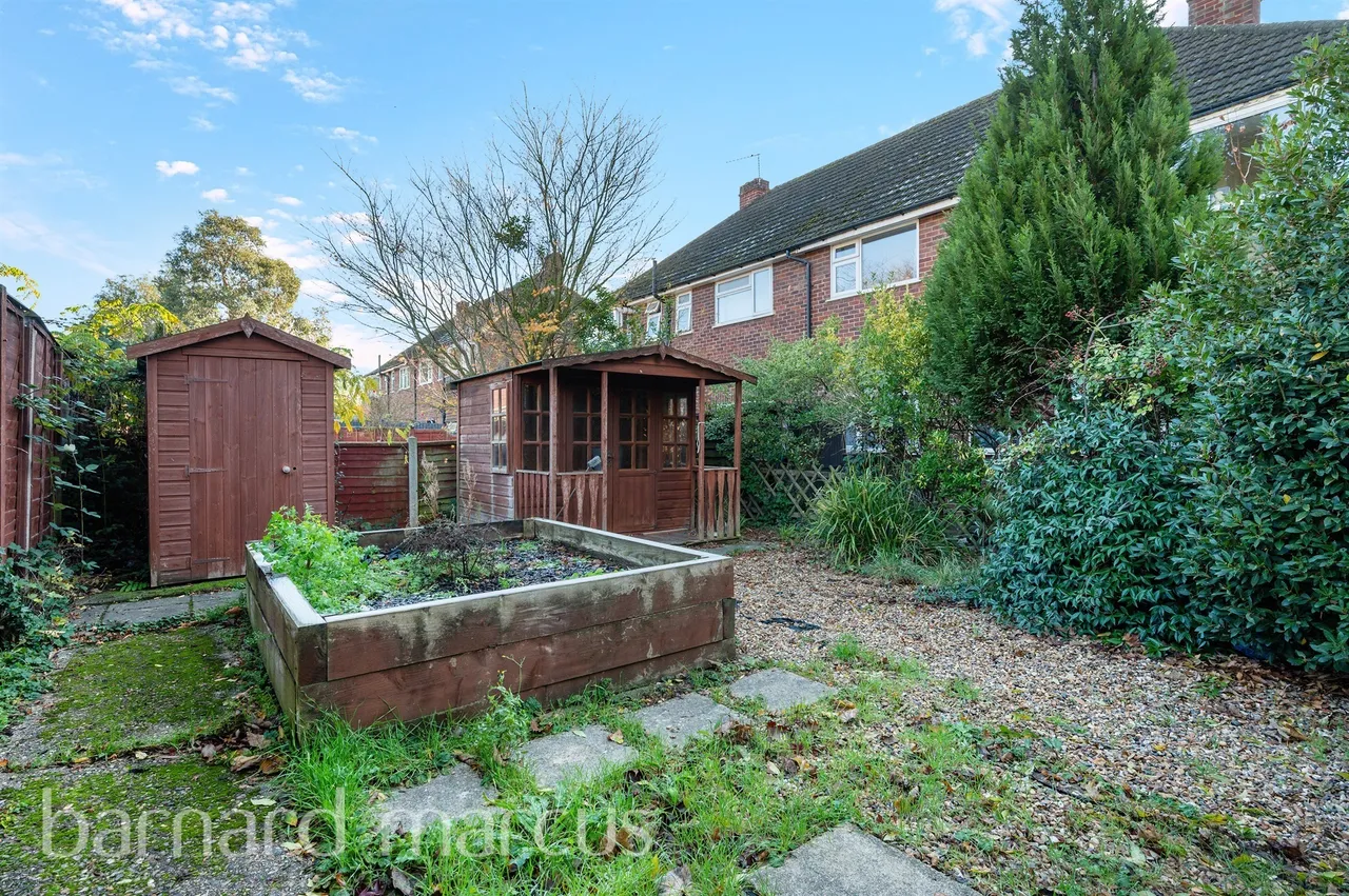 Park Way, Feltham, TW14, photo 11