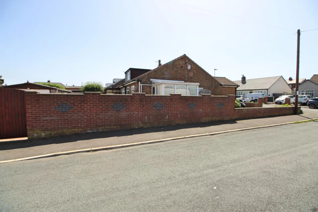 Coniston Avenue, Wigan, WN5, photo 13