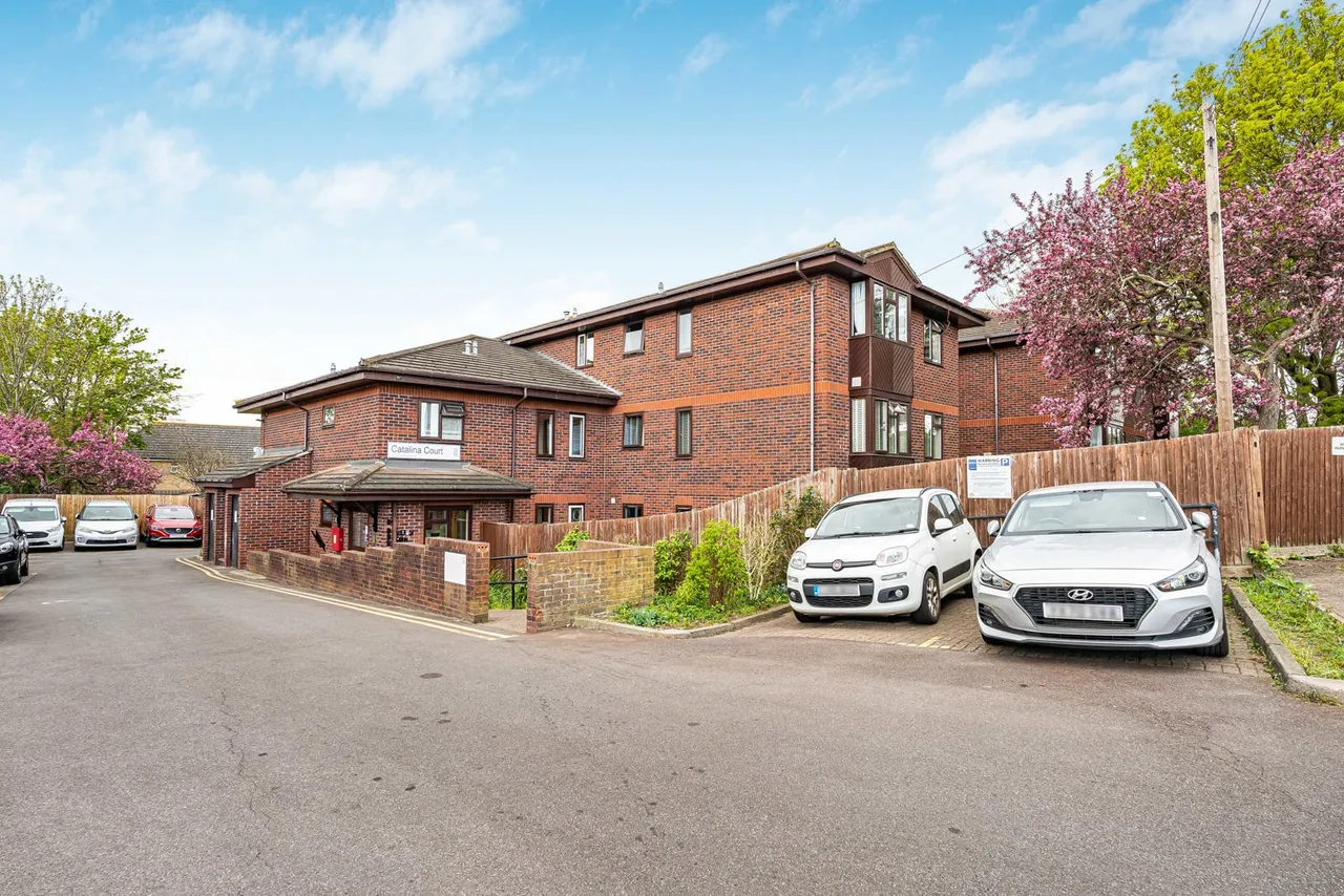 1 bed flat for sale, Sunny Bank, London, SE25