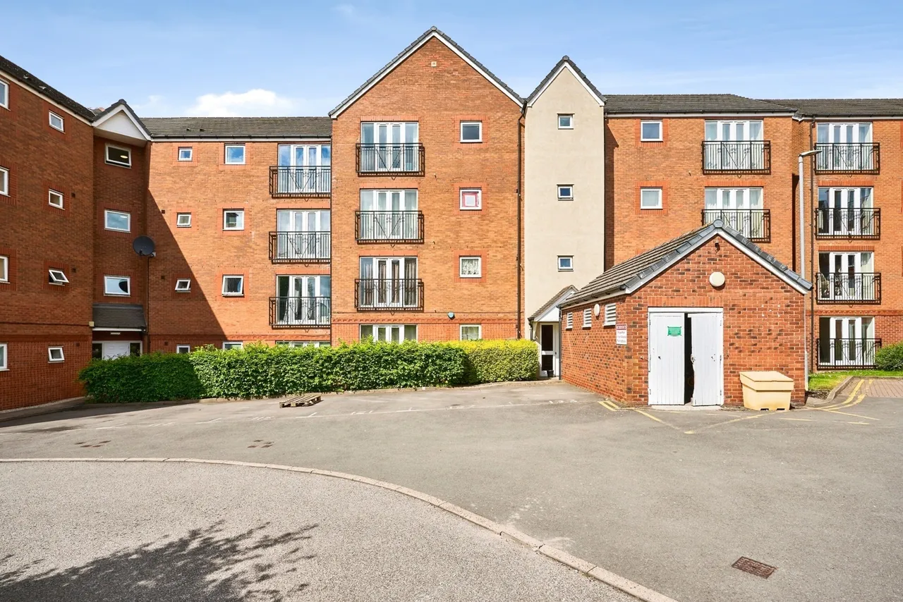 2 bed flat for sale — Terret Close, Walsall, West Midlands, WS1