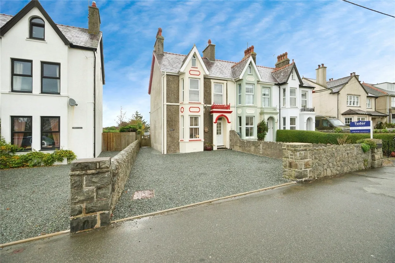 3 bed house for sale, Lon Penrhos, Morfa Nefyn, LL53