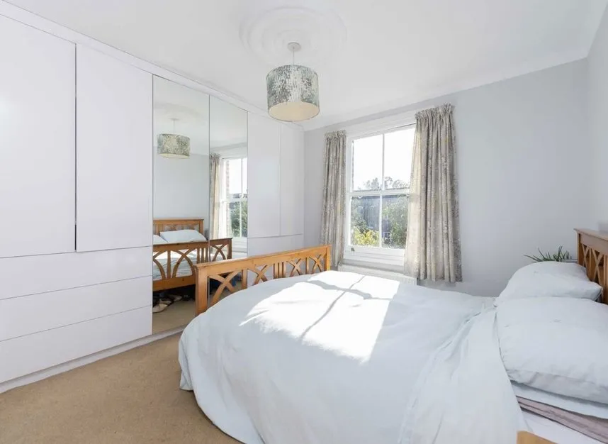 Whitehall Gardens, Acton, W3, photo 4