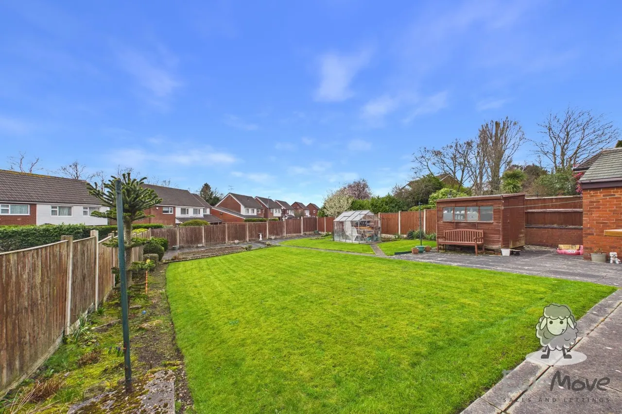 Prescot Road, St. Helens, WA10, photo 17
