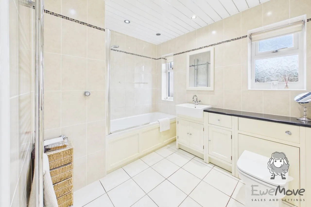 Prescot Road, St. Helens, WA10, photo 14