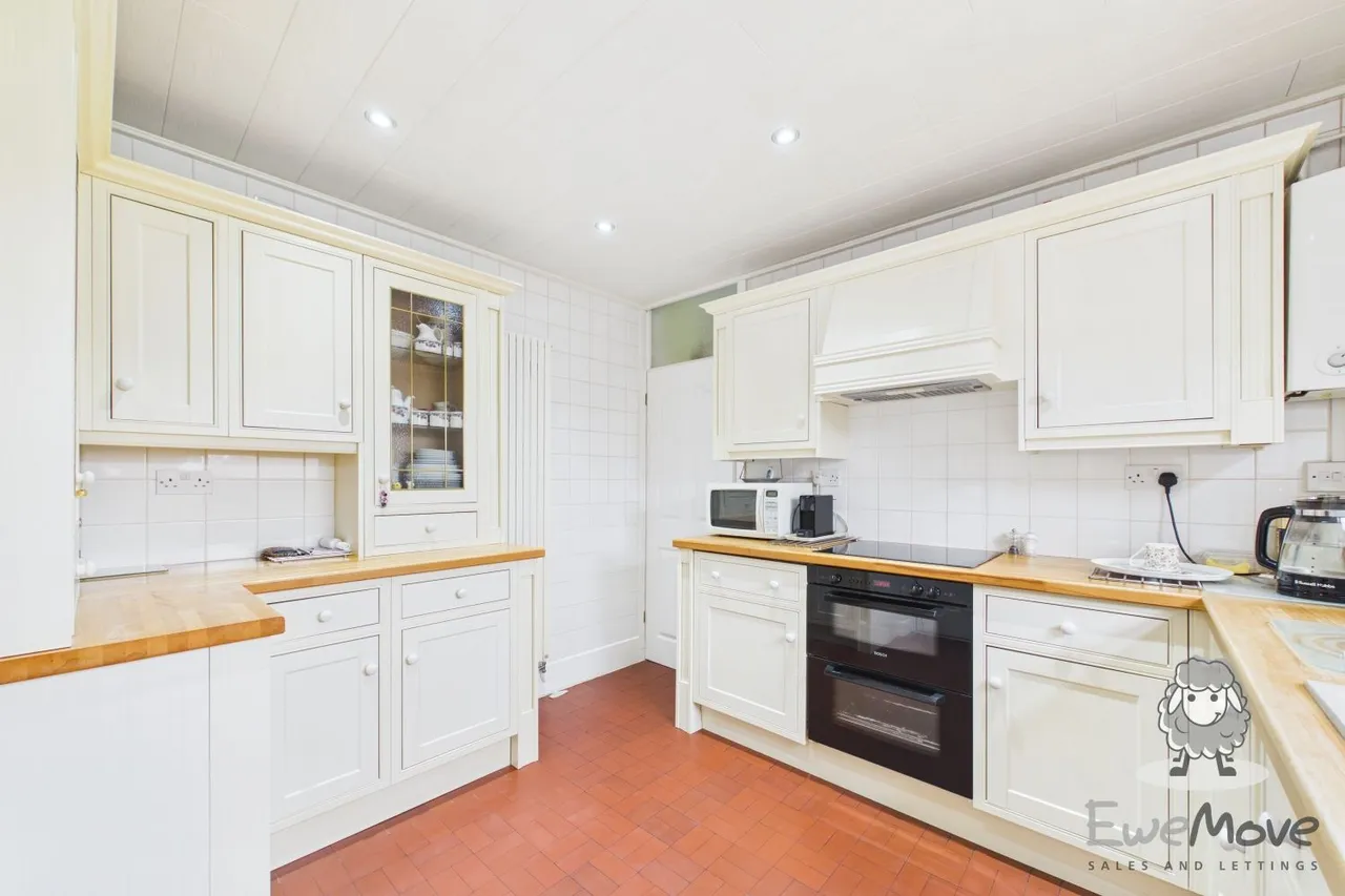 Prescot Road, St. Helens, WA10, photo 9