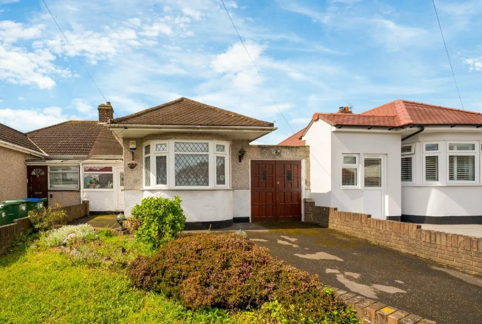 2 bed house for sale — Nurstead Road, DA8
