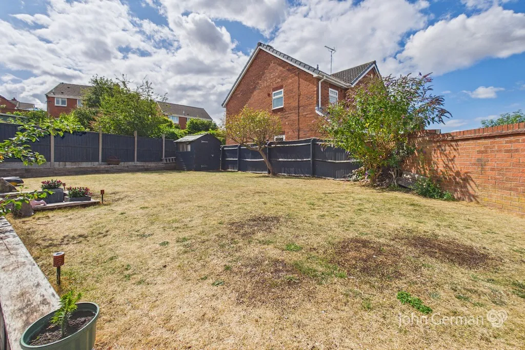 Hazel Close, Uttoxeter, photo 25