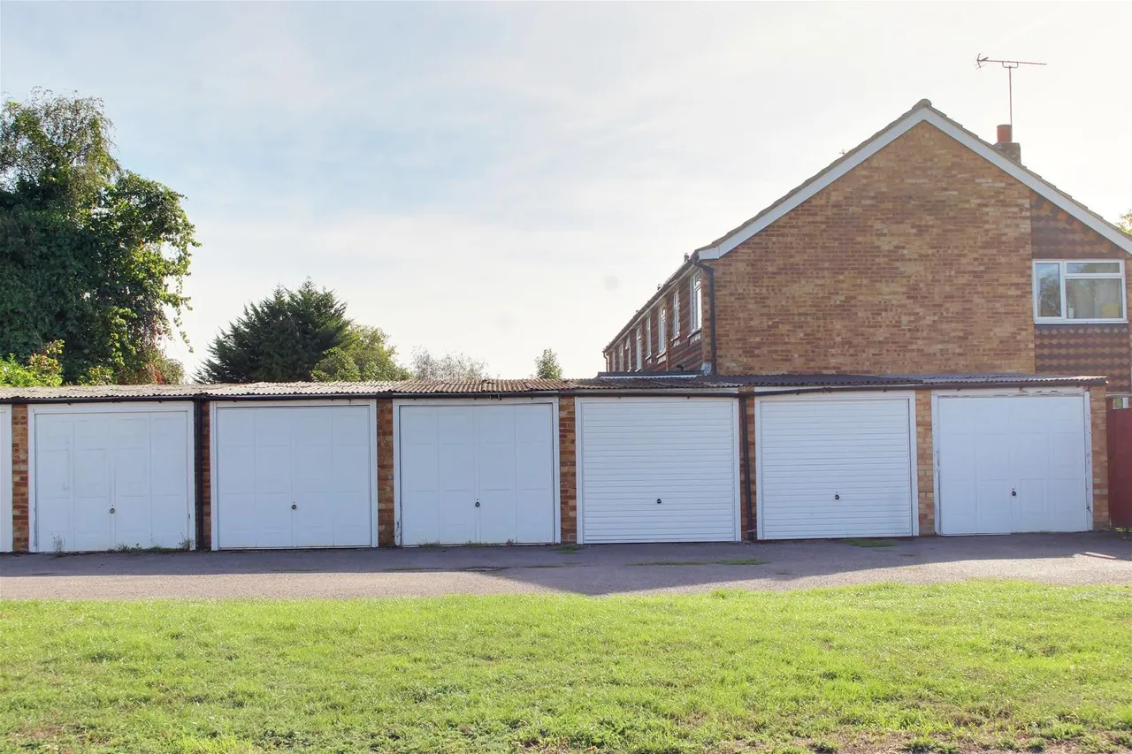 Fayerfield, Potters Bar, EN6, photo 16