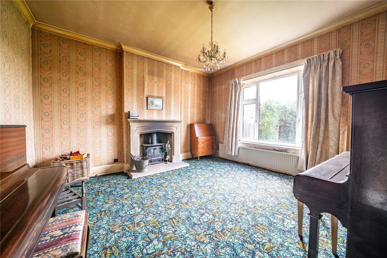 Main Street, Shadwell, LS17, photo 2