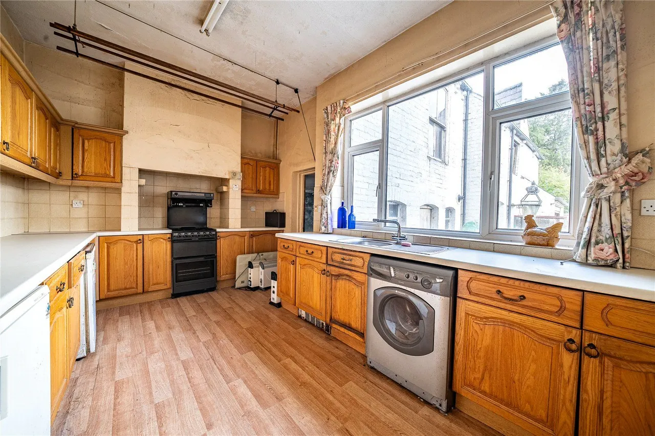 Main Street, Shadwell, LS17, photo 3