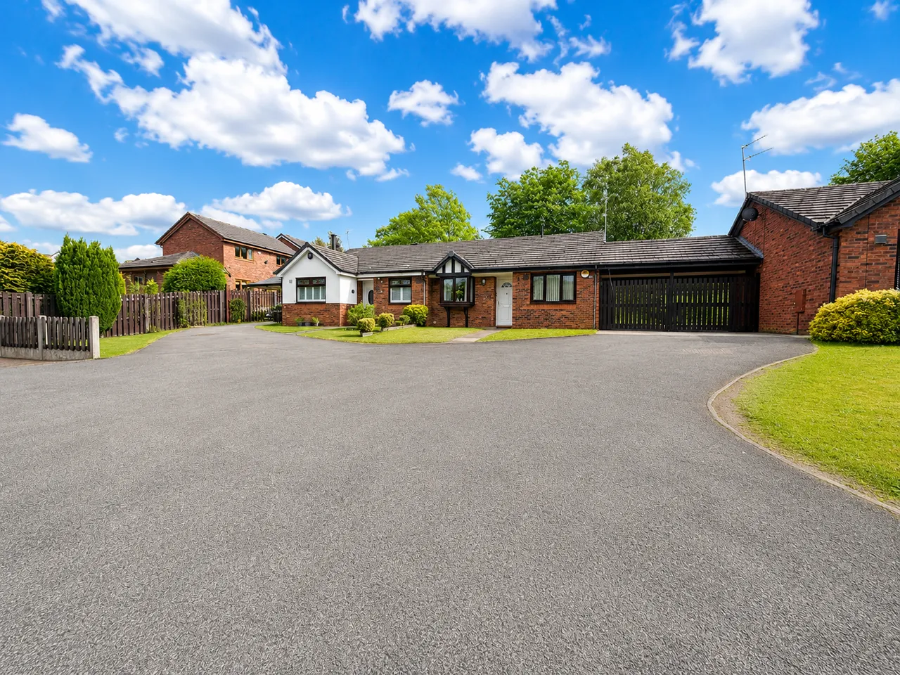 Alexandra Close, Edgeley, SK3, photo 20