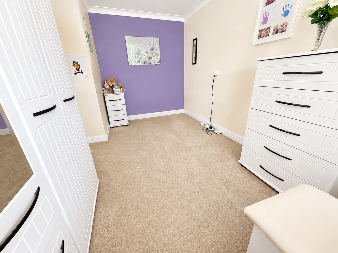 Alexandra Close, Edgeley, SK3, photo 6
