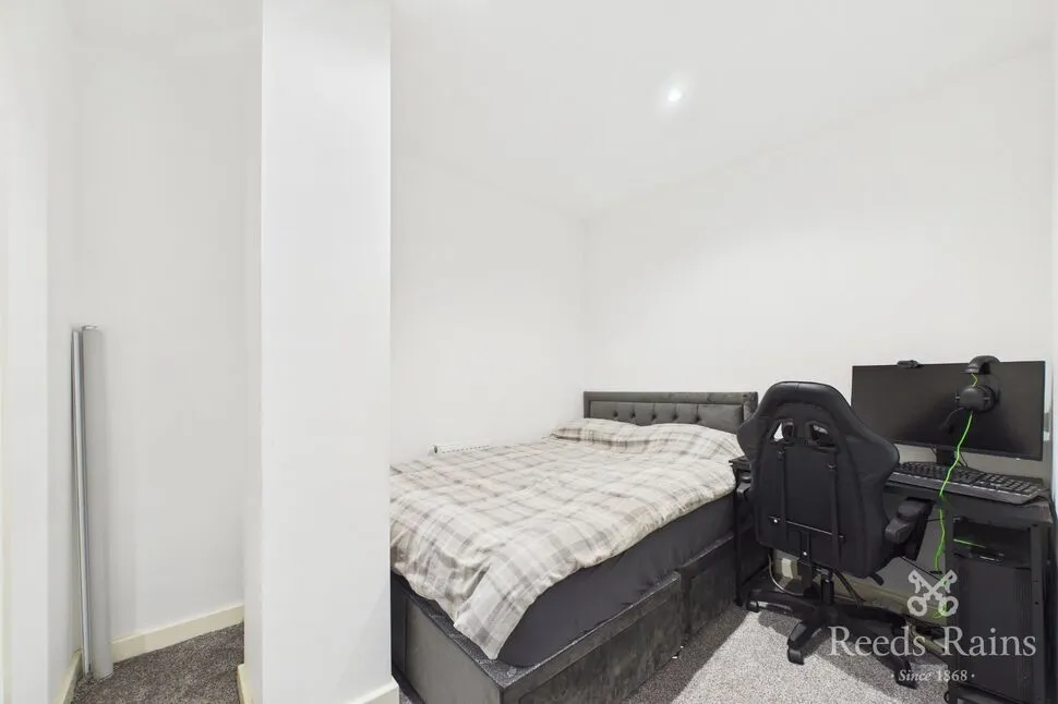 St. Thomas's Road, Chorley, PR7, photo 5