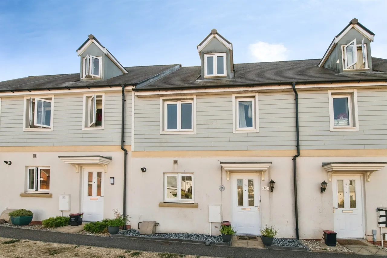 4 bed house for sale — Vernon Crescent, Exeter