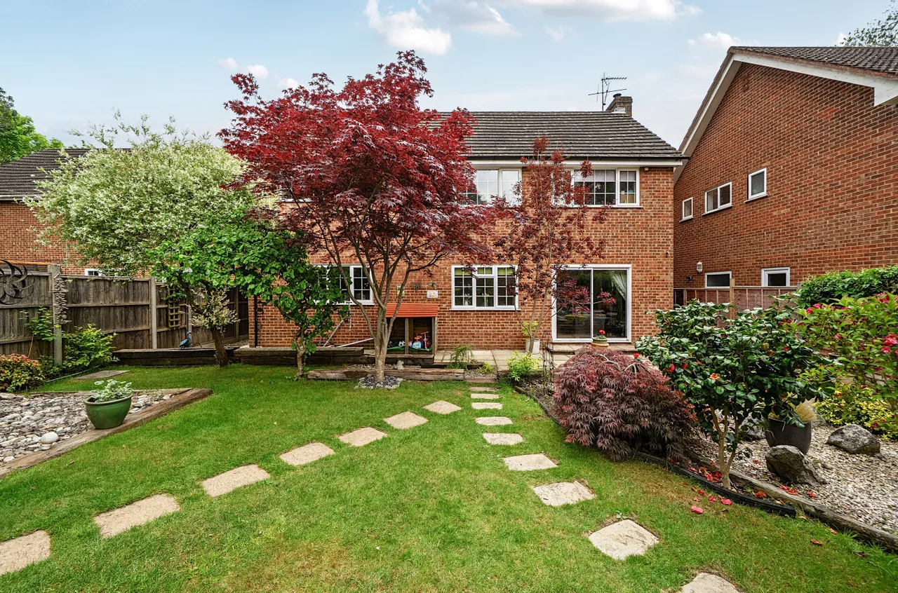 Wellington Road, Sandhurst, Berkshire, GU47 9AN, photo 20