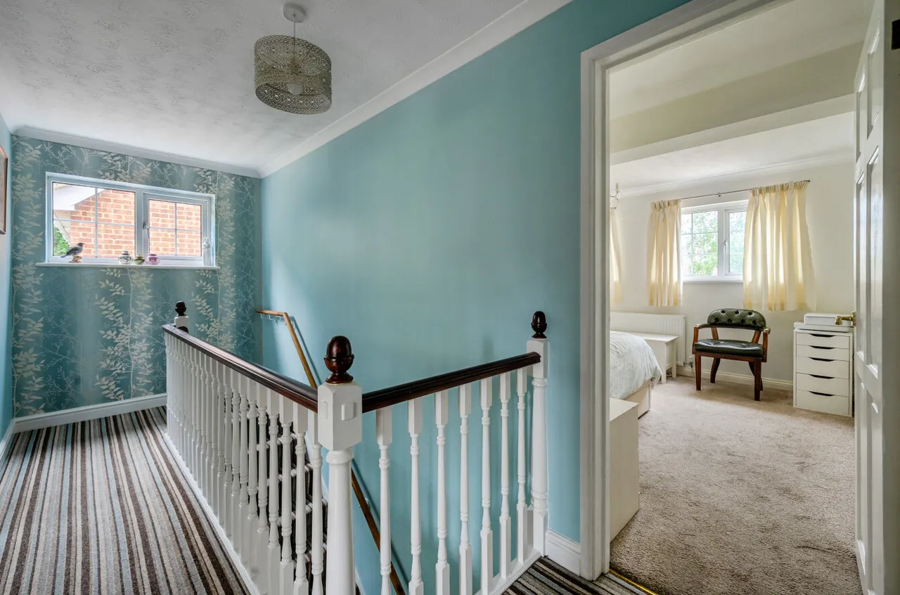 Wellington Road, Sandhurst, Berkshire, GU47 9AN, photo 10