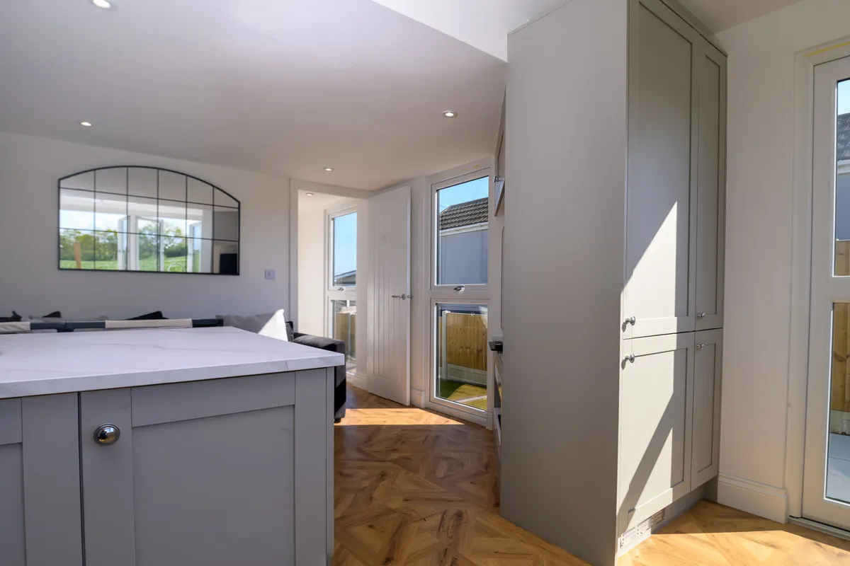 Sunset Drive, Romford, Havering-atte-bower, RM4 1QL, photo 16