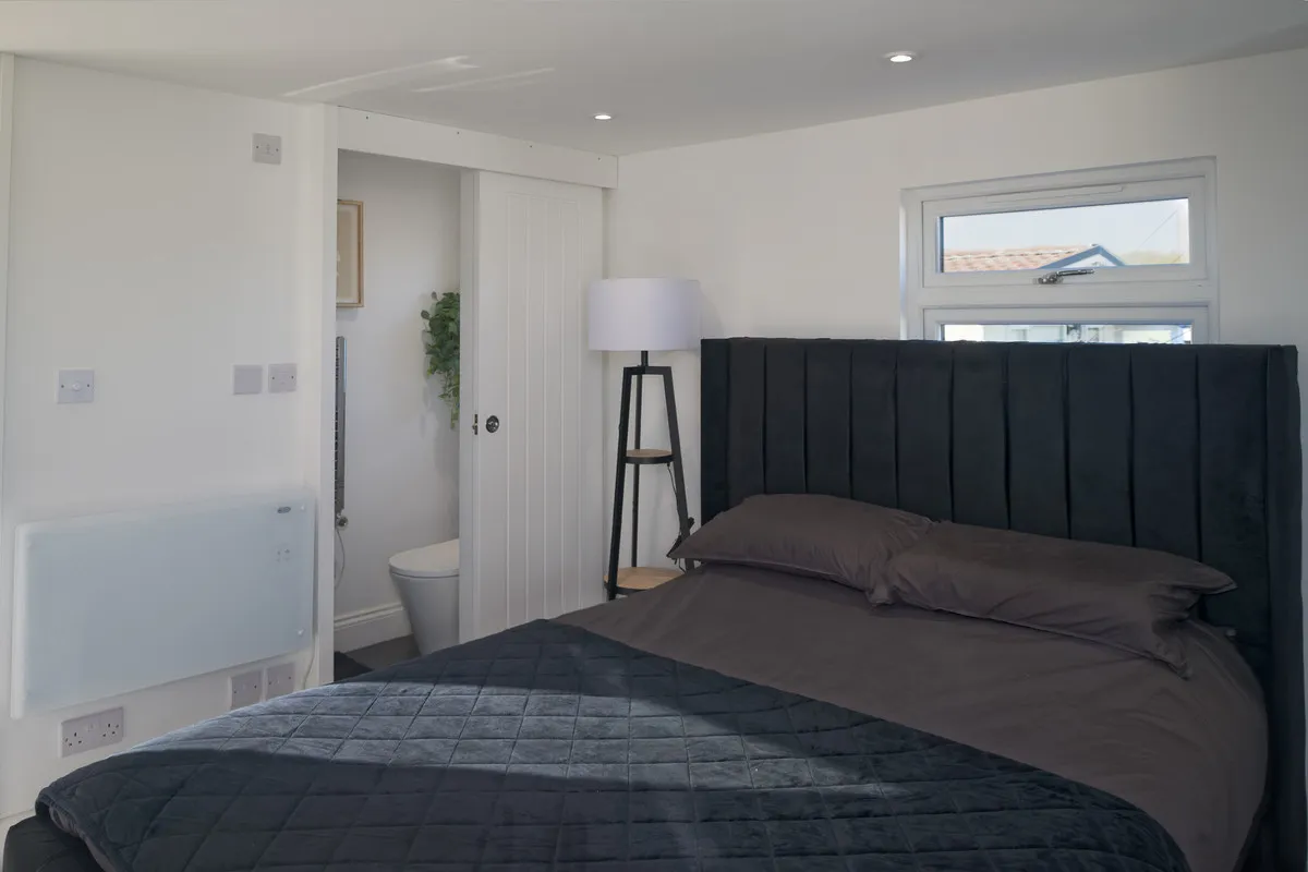 Sunset Drive, Romford, Havering-atte-bower, RM4 1QL, photo 6