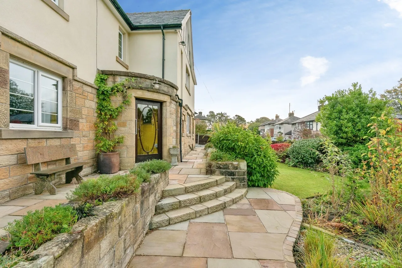 Gisburn Road, Barrowford, BB9, photo 2