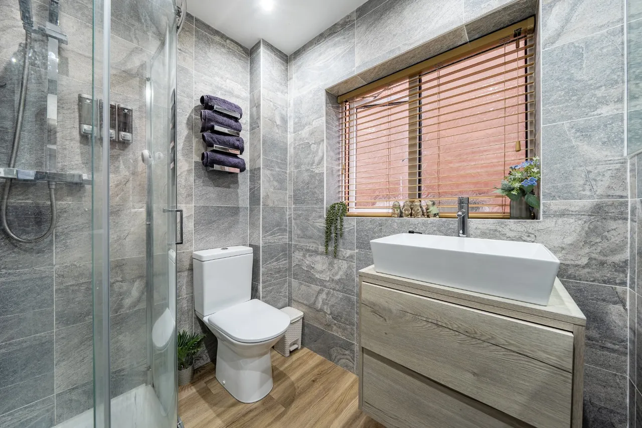 Warmington Road, Sheldon, B26, photo 8