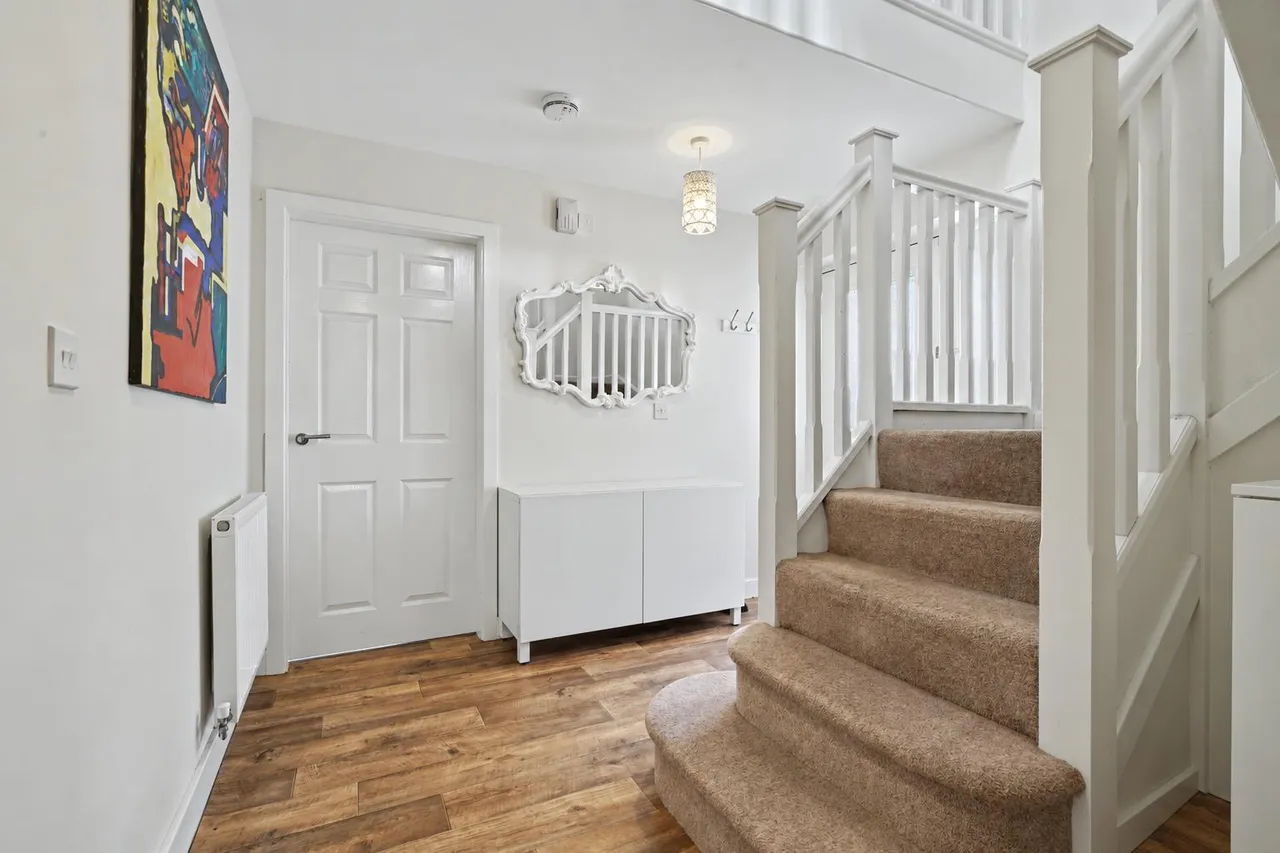 Pennyfields Boulevard, Long Eaton, NG10, photo 6