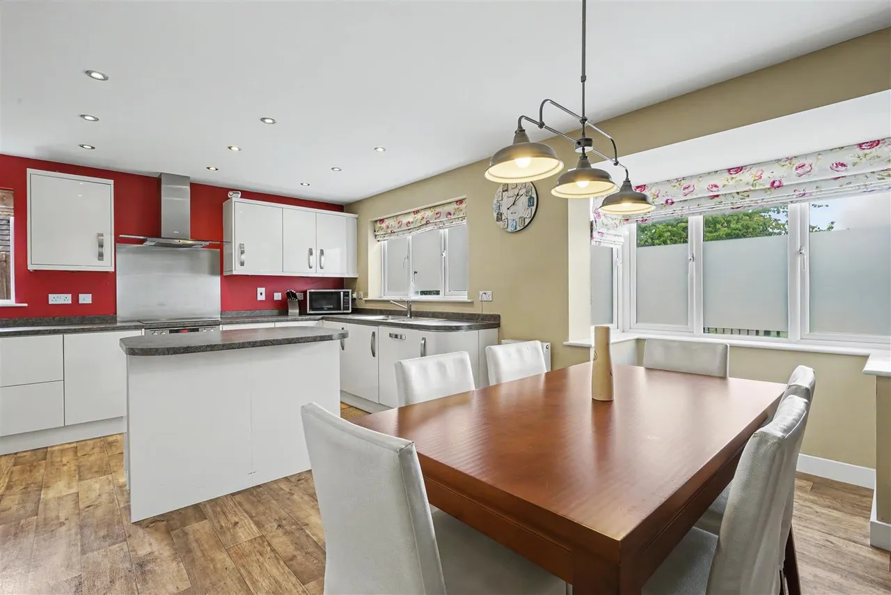 Pennyfields Boulevard, Long Eaton, NG10, photo 10