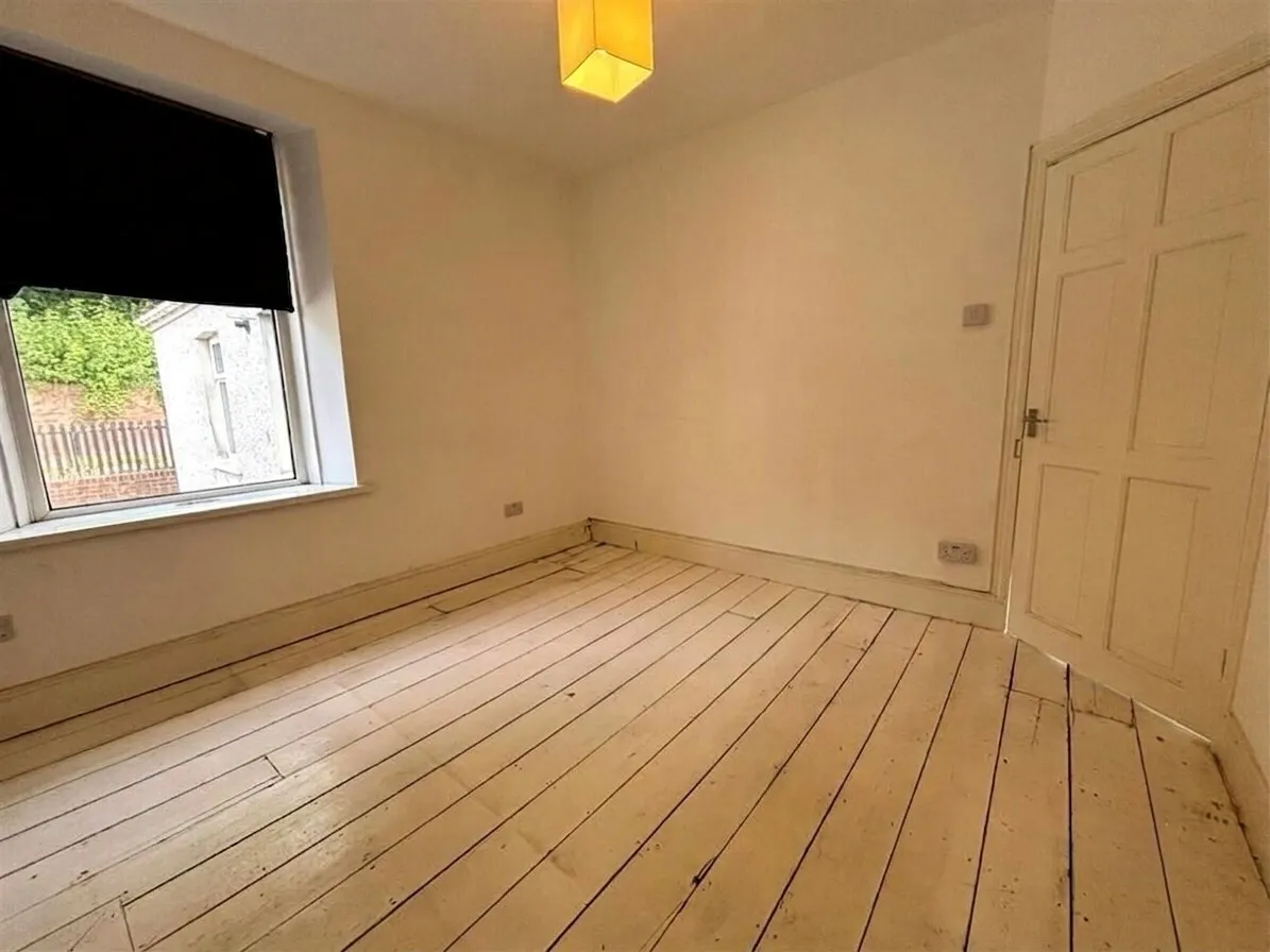 Manor Road, Pontypool, NP4, photo 11