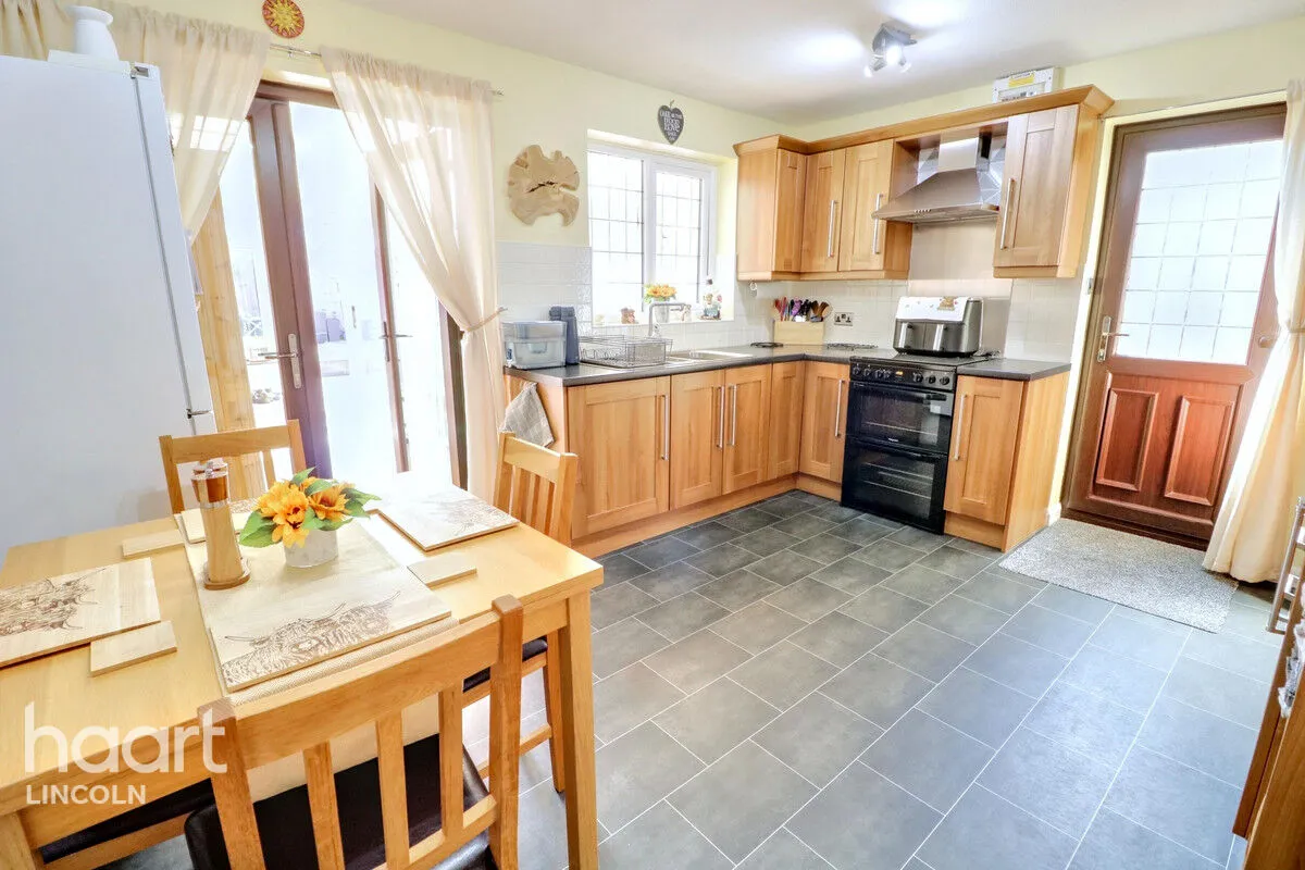 Plover Grove, Birchwood, LN6, photo 8
