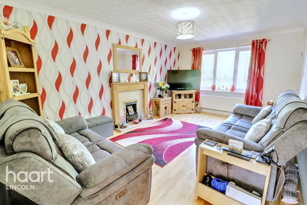Plover Grove, Birchwood, LN6, photo 7