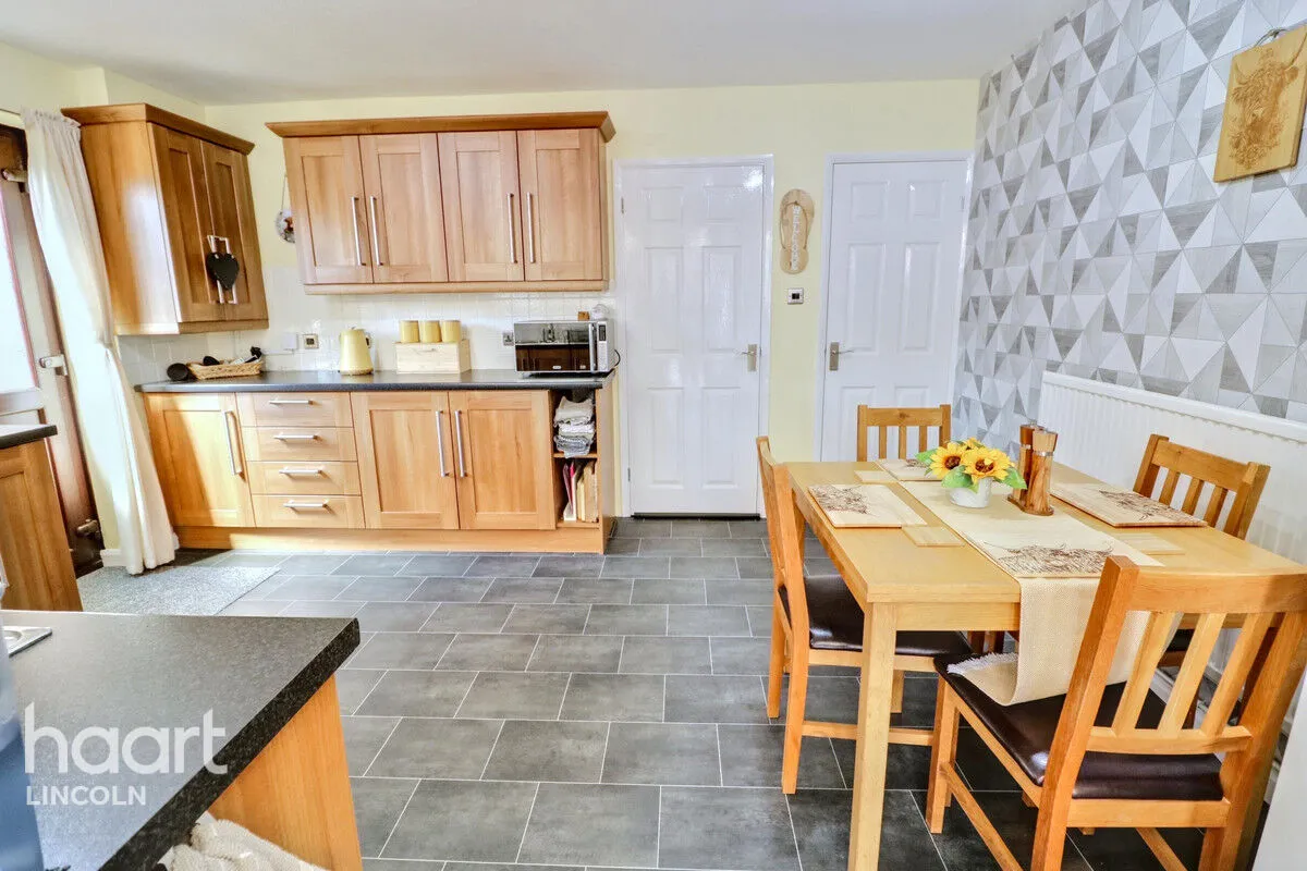 Plover Grove, Birchwood, LN6, photo 10