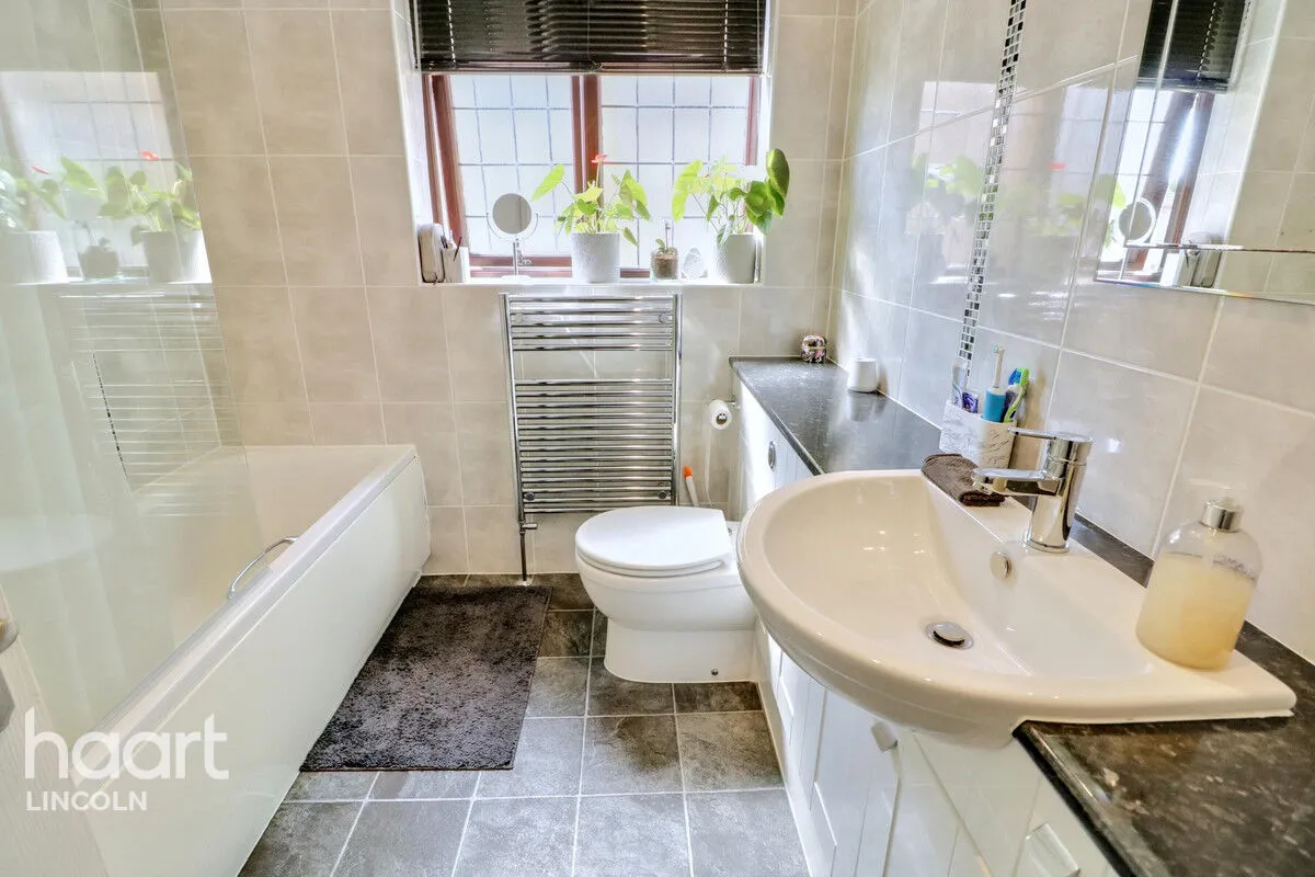 Plover Grove, Birchwood, LN6, photo 21